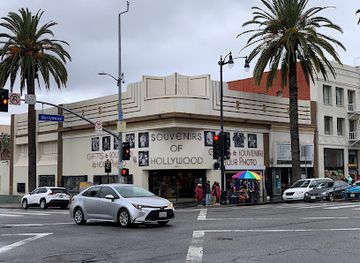 california/hollywood/shop/souvenirs-of-hollywood