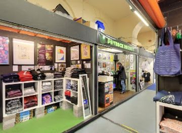 united-kingdom/bristol/shop/uchi-clothing-co