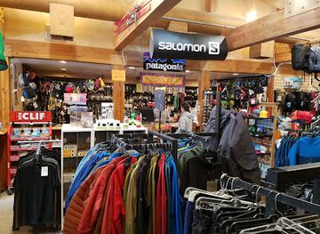 Mammoth Mountaineering Supply