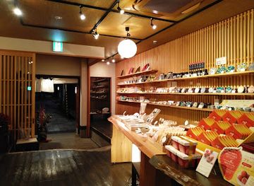japan/kanazawa/higashiyama/shop/kanazawa-bikazari-asano