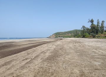 india/konkan-coast/shop/kondivali-beach