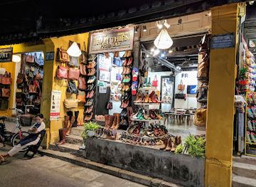 vietnam/hoi-an/shop/friendly-shoe-shop