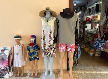 dominican-republic/punta-cana/cap-cana/shop/mamajuana-gifts-and-cigars-shop