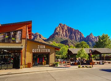 Zion Outfitter
