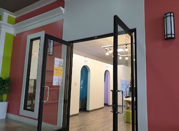 northern-mariana-islands/tinian/shop/townhouse-shopping-center