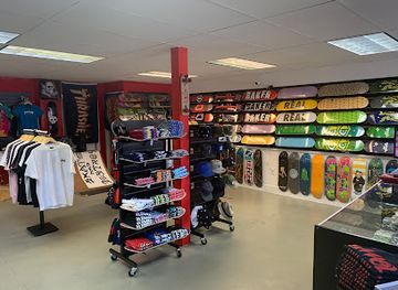 new-york/poughkeepsie/shop/awol-skate-shop-moved-to-poughkeepsie-galleria-mall-2001-south-road