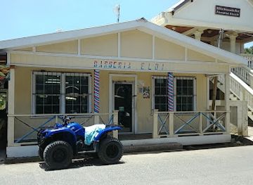 honduras/utila/shop/mccoy-barber-shop