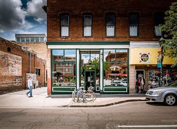 arizona/flagstaff/shop/incahoots-vintage-clothing-costumes