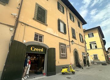 italy/pisa/shop/creed