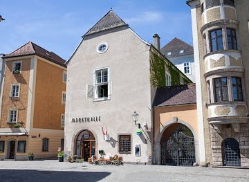 austria/linz/shop/markthalle