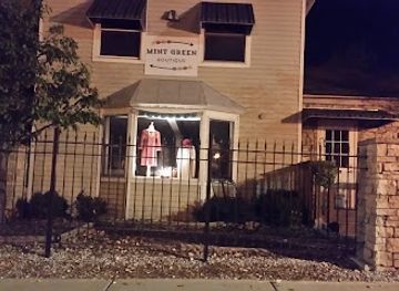 iowa/davenport/shop/mint-green-boutique
