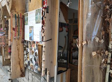 belgium/durbuy/shop/artisan-du-cuir