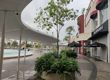 Centro Comercial Galería 360