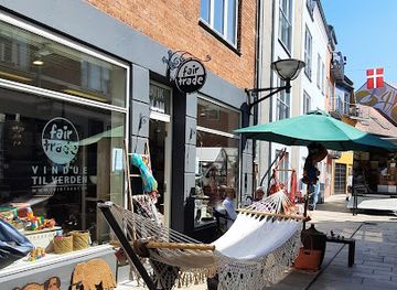 denmark/vejle/shop/fair-trade-butik-salam