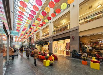 Gallery Centre, Shopping mall