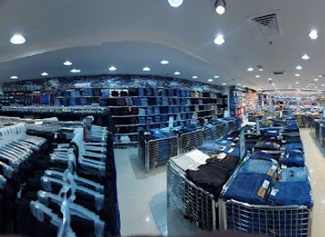 united-arab-emirates/al-hajar-al-gharbi-mountains/shop/centro-1-to-10