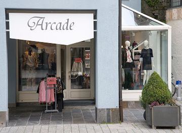 liechtenstein/vaduz/shop/arcade-des-modes