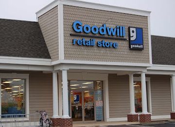 maryland/waldorf/shop/goodwill-of-greater-washington-retail-store