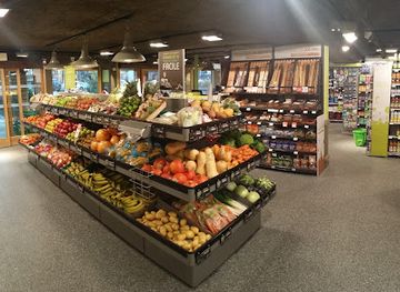 france/alpe-d-huez/shop/carrefour-montagne-alpe-d-huez