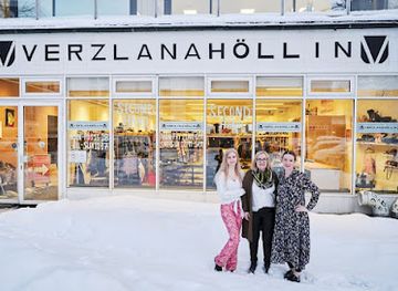 iceland/laugavegur-trail/shop/verzlanahollin