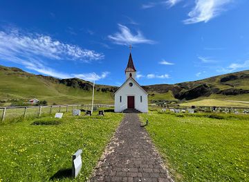 iceland/vik/shop/reyniskirkja-church