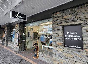 new-zealand/milford-sound/shop/morart