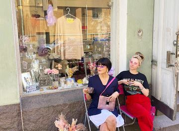 finland/helsinki/katajanokka/shop/aarreholvi