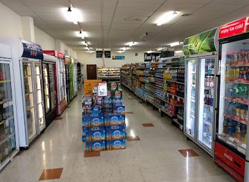 new-zealand/fiordland-national-park/shop/four-square-te-anau