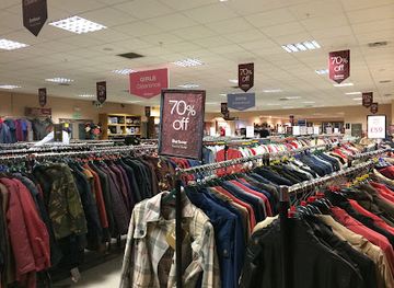 united-kingdom/northumberland-coast/shop/barbour-factory-outlet