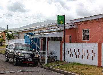 saint-kitts-and-nevis/frigate-bay/shop/ingrid