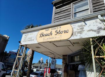south-carolina/folly-beach/shop/mr-john-s-beach-store