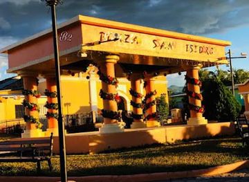 honduras/la-paz-region/shop/plaza-san-isidro