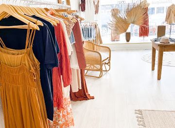 iowa/clear-lake/shop/moonstone-boutique