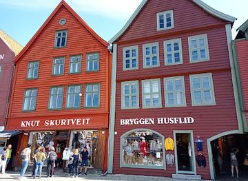 norway/bergen/bryggen/shop/bryggen-husflid
