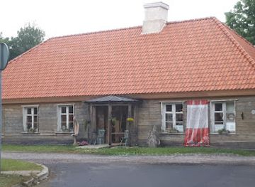 estonia/kärdla/shop/kasitoomaja