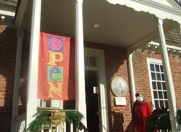 virginia/williamsburg/shop/bruton-parish-shop