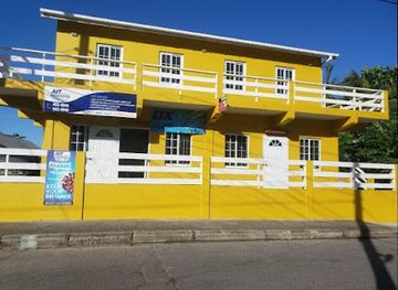 saint-vincent-and-the-grenadines/saint-patrick/shop/nicholls-treasures-boutique