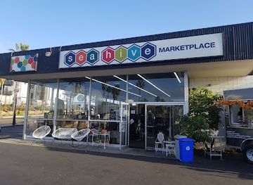 california/oceanside/shop/sea-hive-marketplace