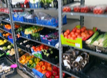 guernsey/les-tielles/shop/forest-stores