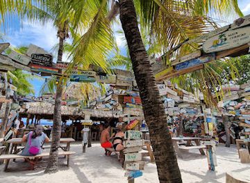 curacao/mambo-beach/shop/mambo-beach-boulevard