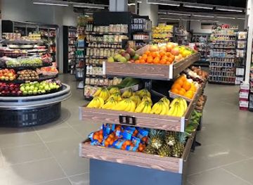 sint-maarten/maho/shop/carrefour-express