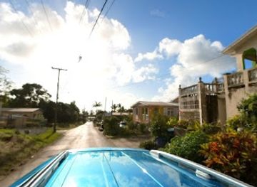 barbados/harrison-s-cave/shop/hillside-variety-store