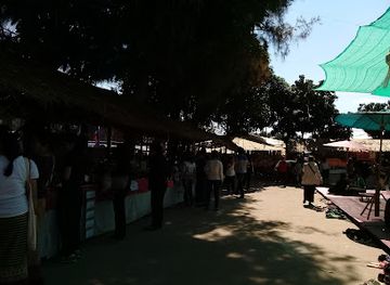 thailand/doi-inthanon/shop/saengthong-building-guesthouse