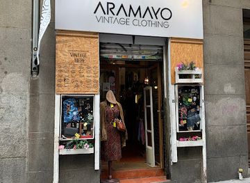 spain/madrid/malasana/shop/aramayo-vintage-madrid