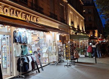 france/ile-de-france/shop/gifts-from-the-tower