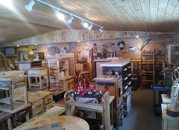 minnesota/itasca-state-park/shop/landquist-furniture-is-now-riedel-rustic