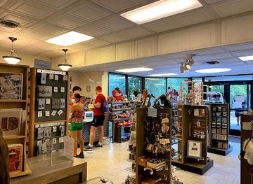 arkansas/hot-springs/shop/hot-springs-mountain-tower