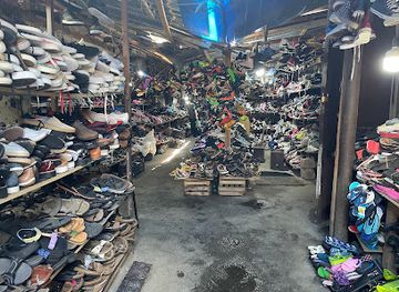 georgia/blood-mountain/shop/dezerter-bazaar