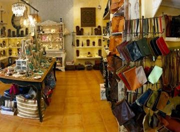 spain/mallorca/shop/emporium-mallorca