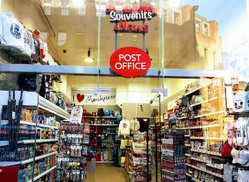 united-kingdom/manchester/shop/manchester-souvenirs-gifts-presents-geek-elf-elux-bars-luggage-storage-locker